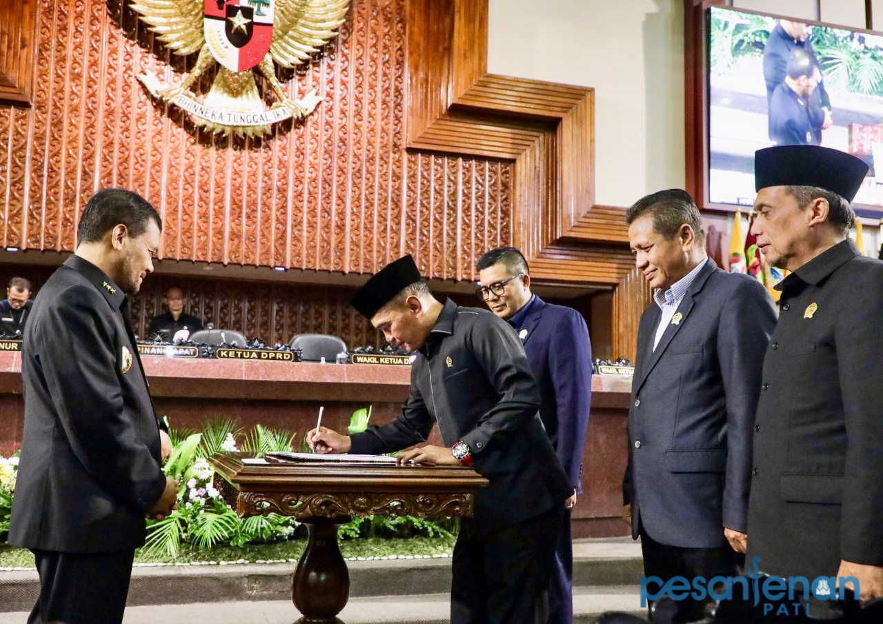Rapat Paripurna Persetujuan Perda Pertanggungjawaban APBD 2025 bersama DPRD Jateng Pertanggungjawaban APBD Jateng 2025: Nilai Kekayaan Alami Kenaikan hingga Rp2,408 T