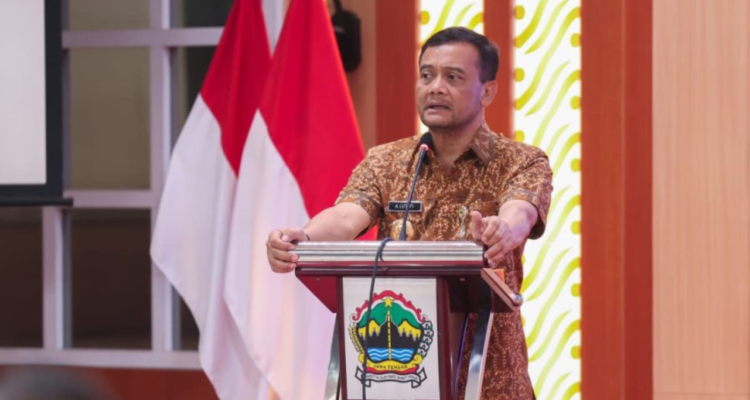 Ahmad Luthfi Pemprov Jateng Luncurkan Layanan Konsultasi Daring “Logis” untuk Tangani Persoalan Psikologis Masyarakat