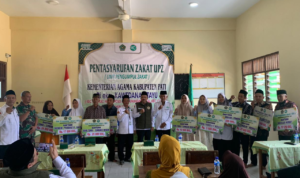 Kemenag Pati Salurkan Dana Zakat di Eks Kawedanan Juwana dan Tayu