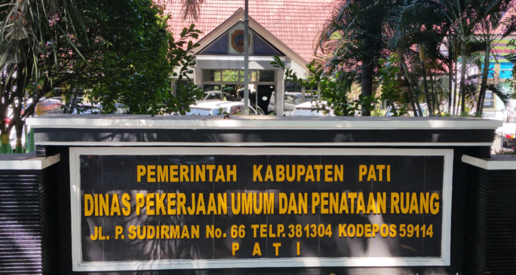 Gedung DPUTR Kabupaten Pati Pedagang Lontong di Pati Kena Pajak Rp840 Ribu, DPUTR: yang Bersangkutan Minta Dibayar 3 Tahun