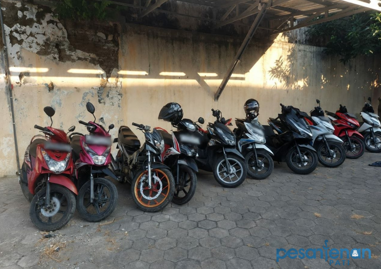 Polisi Bubarkan Balap Liar di JLS Pati Diduga Terdapat Unsur Perjudian Melalui Tawuran, Polisi Bubarkan Balap Liar di JLS Pati