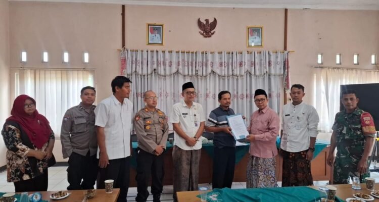 Polemik Makam Dekat Pemukiman di Kudus, Warga Terima dengan Sejumlah Syarat /polres kudus Polemik Makam Dekat Pemukiman di Kudus, Warga Terima dengan Sejumlah Syarat /polres kudus