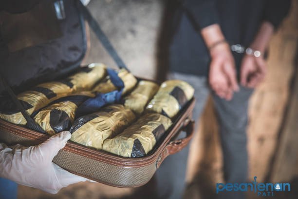 Ilustrasi pelaku kasus narkoba/istock Ilustrasi pelaku kasus narkoba/istock
