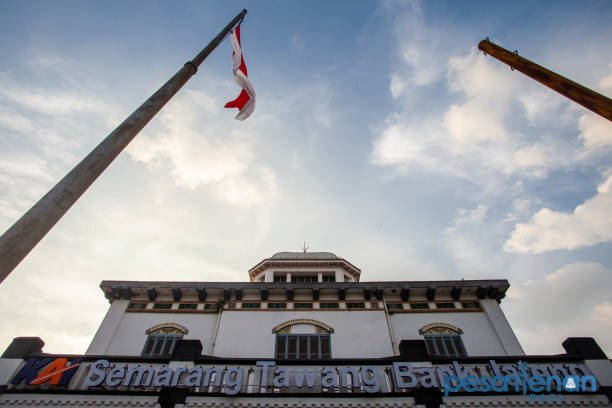 Stasiun Tawang Semarang/istock Stasiun Tawang Semarang/istock