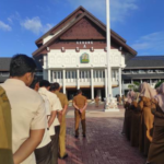 Ilustrasi Guru dengan Status PPPK Paruh Waktu Berkesempatan Jadi Penuh Waktu