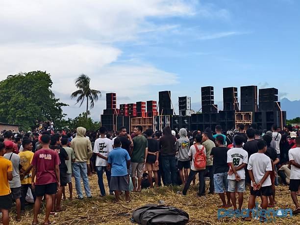 Ilustrasi karnaval sound horeg/istock Ilustrasi karnaval sound horeg/istock