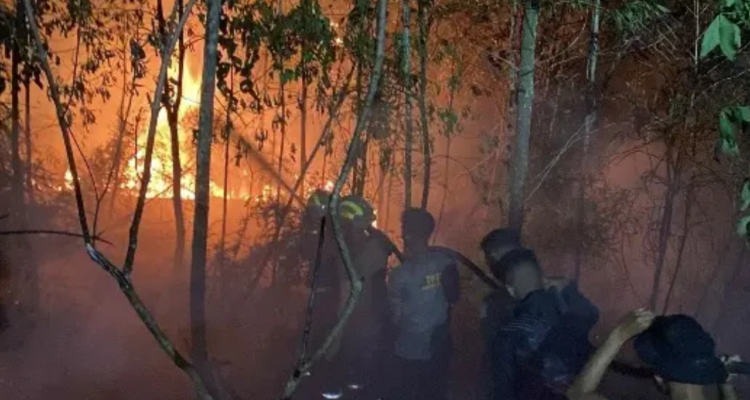 Kebakaran Hutan dan Lahan Terjadi di Tiga Titik Wilayah Bulungan/humas polri Kebakaran Hutan dan Lahan Terjadi di Tiga Titik Wilayah Bulungan/humas polri