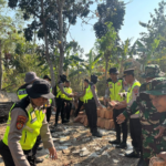 Angin Puting Beliung Terjang Desa Bodeh Pucakwangi, Polresta Pati Evakuasi Rumah Roboh