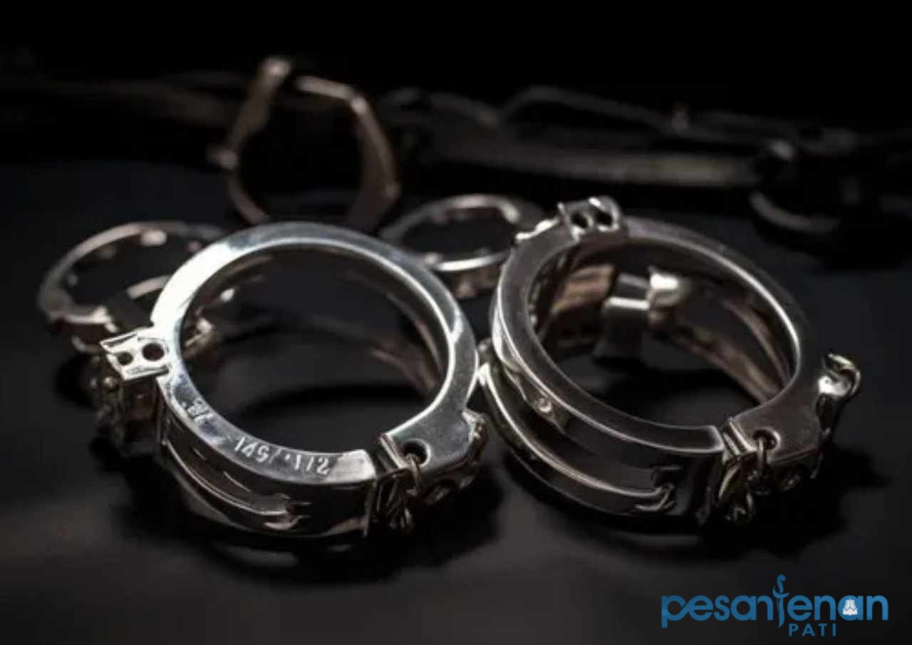 Polisi Berhasil Tangkap Buronan Kasus Meron Sukolilo Pati di Bali Polisi Berhasil Tangkap Buronan Kasus Meron Sukolilo Pati di Bali