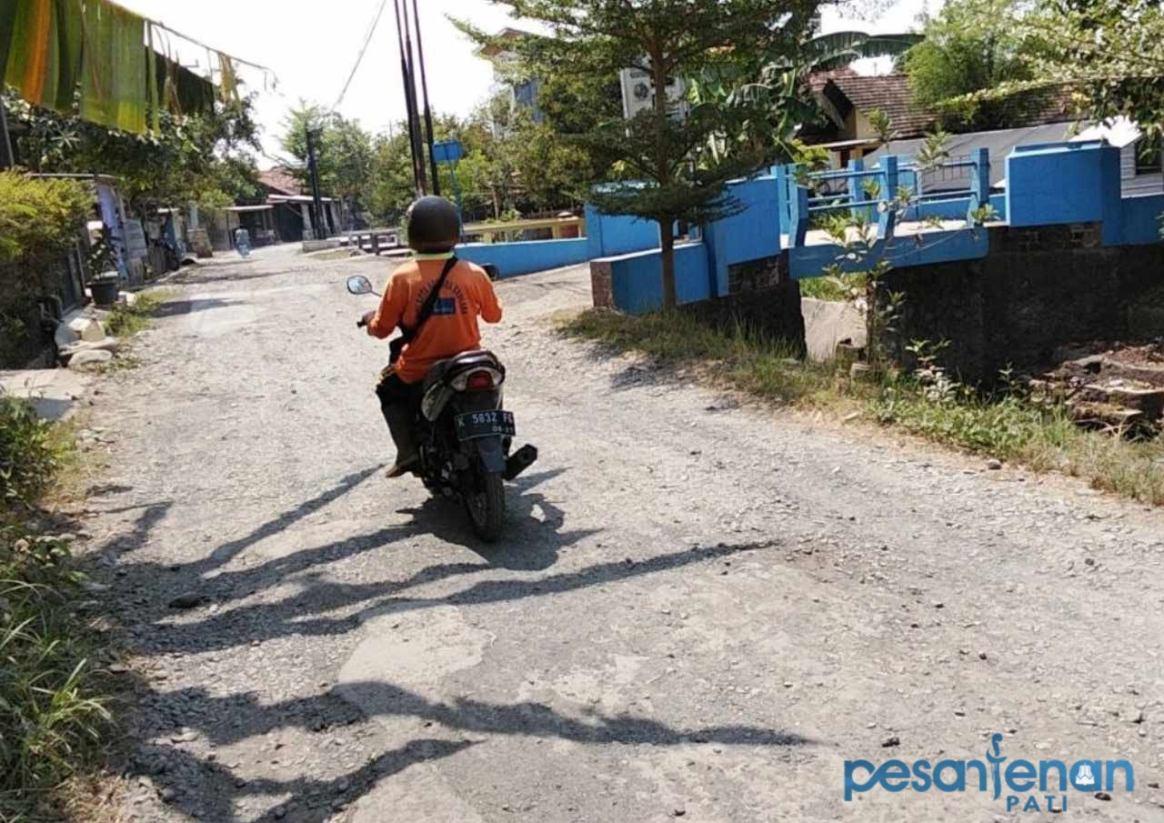 Jalan Penghubung Desa Sukohajo-Metaraman Pati Rusak Parah, DPUTR: Akan Ajukan ke Plt Bupati Jalan Penghubung Desa Sukohajo-Metaraman Pati Rusak Parah, DPUTR: Akan Ajukan ke Plt Bupati