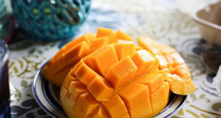Bagaimana Respon Tubuh Jika Konsumsi Buah Mangga Setiap Hari? Bagaimana Respon Tubuh Jika Konsumsi Buah Mangga Setiap Hari?