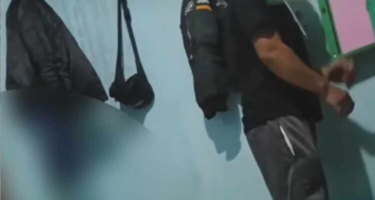 Suami Ngamuk Imbas Kecanduan Judol, Rusak Barang hingga Kenai Anak/tangkap layar